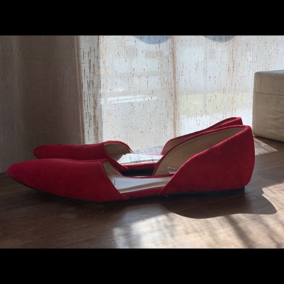 Red Flats! - Picture 3 of 3